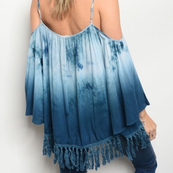 LAST 1! Bell Sleeve tassel fringe tie die blouse - Picture 3 of 8